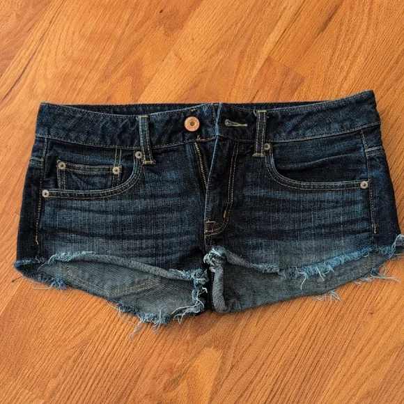 American Eagle Dark Blue Jean Shorts - Picture 1 of 4